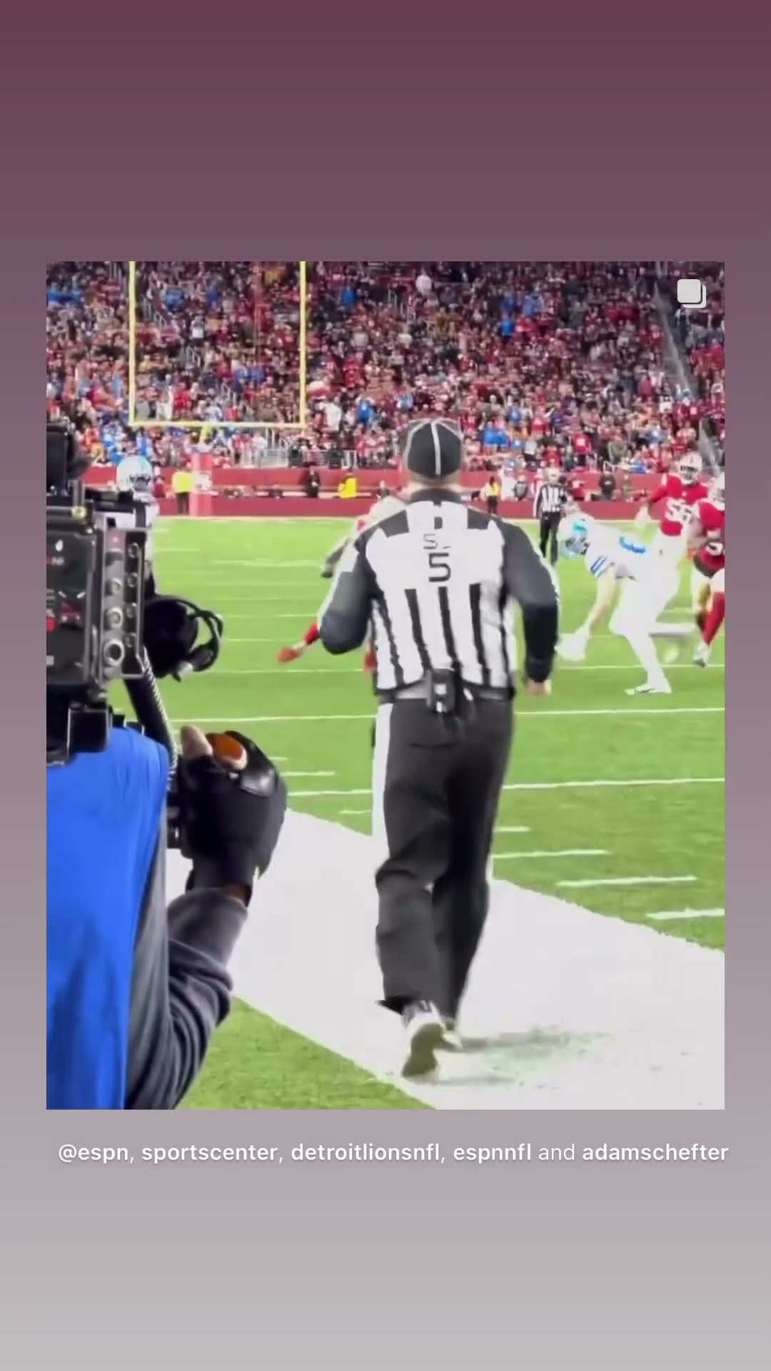 To the house #hoodnews #detroitlions #jamesonwilliams #49ers #touchdown #omg #how #wow #td #sports