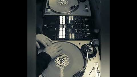 Scratching Day 158.  delayed 3 click flare week 1 monthly challenge 🐒