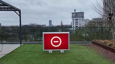 Series 4 Switchable NO-ENTRY