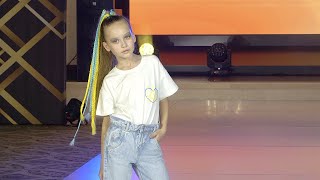 Antoshka | Fall Winter 2023/2024 | Full Show