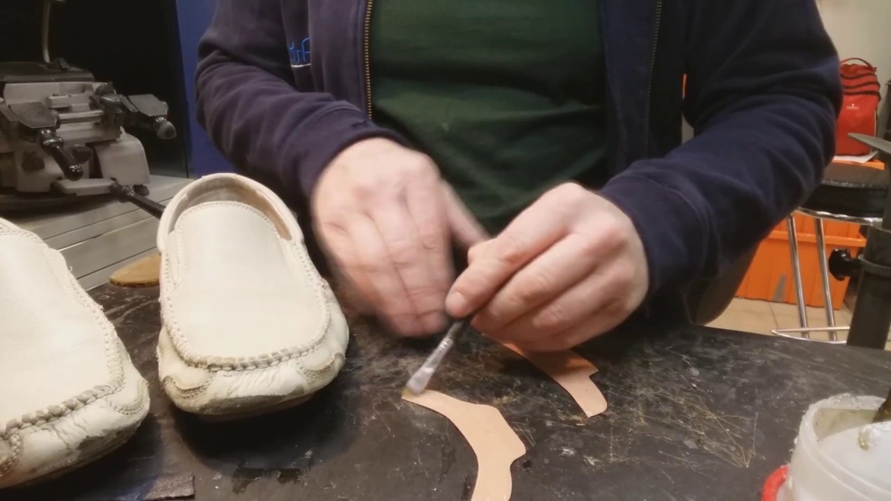 Сбитые носки на детской обуви. Как починить носик. Заплатки на детскую обувь. Как починить носик. Заплатка на мокасинах.