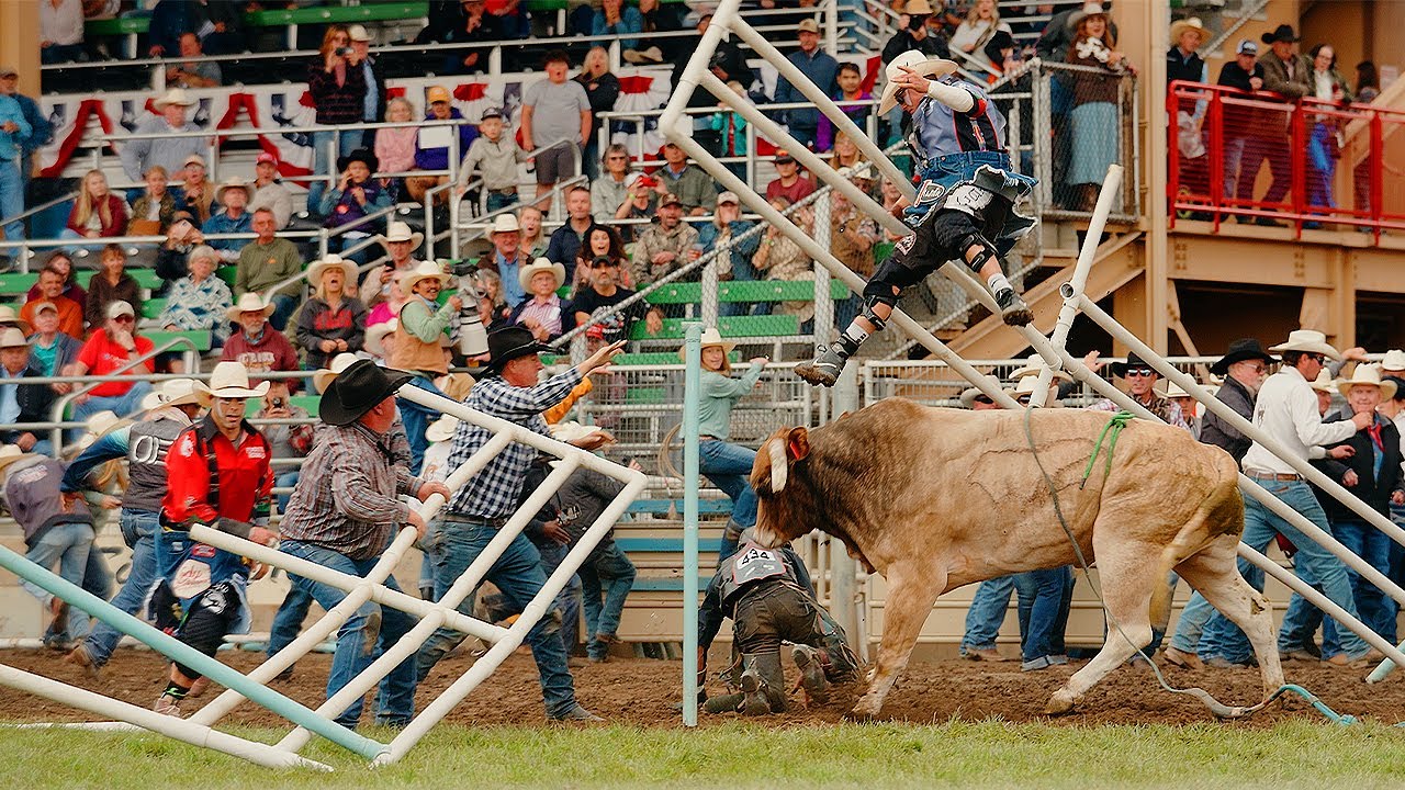 Crazy Rodeo The WILDEST Rodeo of The Season - YouTube