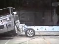 自動車アセスメント:三菱デリカ:側面衝突試験