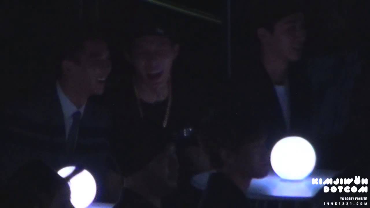 [FANCAM] 141203 MAMA TAEYANG performance reaction (BOBBY focus)