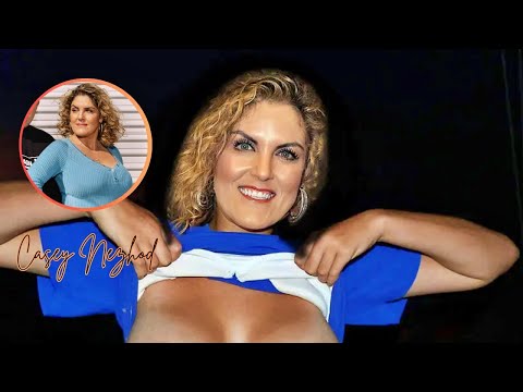 Casey Nezhoda Shows Off Her Huge Size In A New Photo