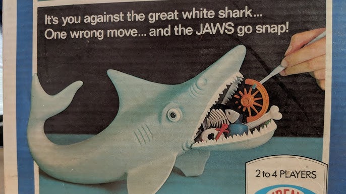 Vintage 1975 Ideal The Game Of JAWS Shark Universal No