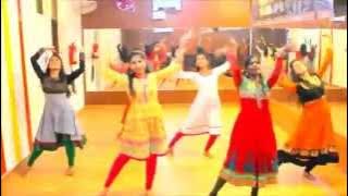 Dhol Baaje Choreography - Ek Paheli Leela by Jhankar Girls