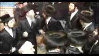 Arutz Sheva TV: Live from Meron, Lag Ba'Omer 5771 (Part 1)