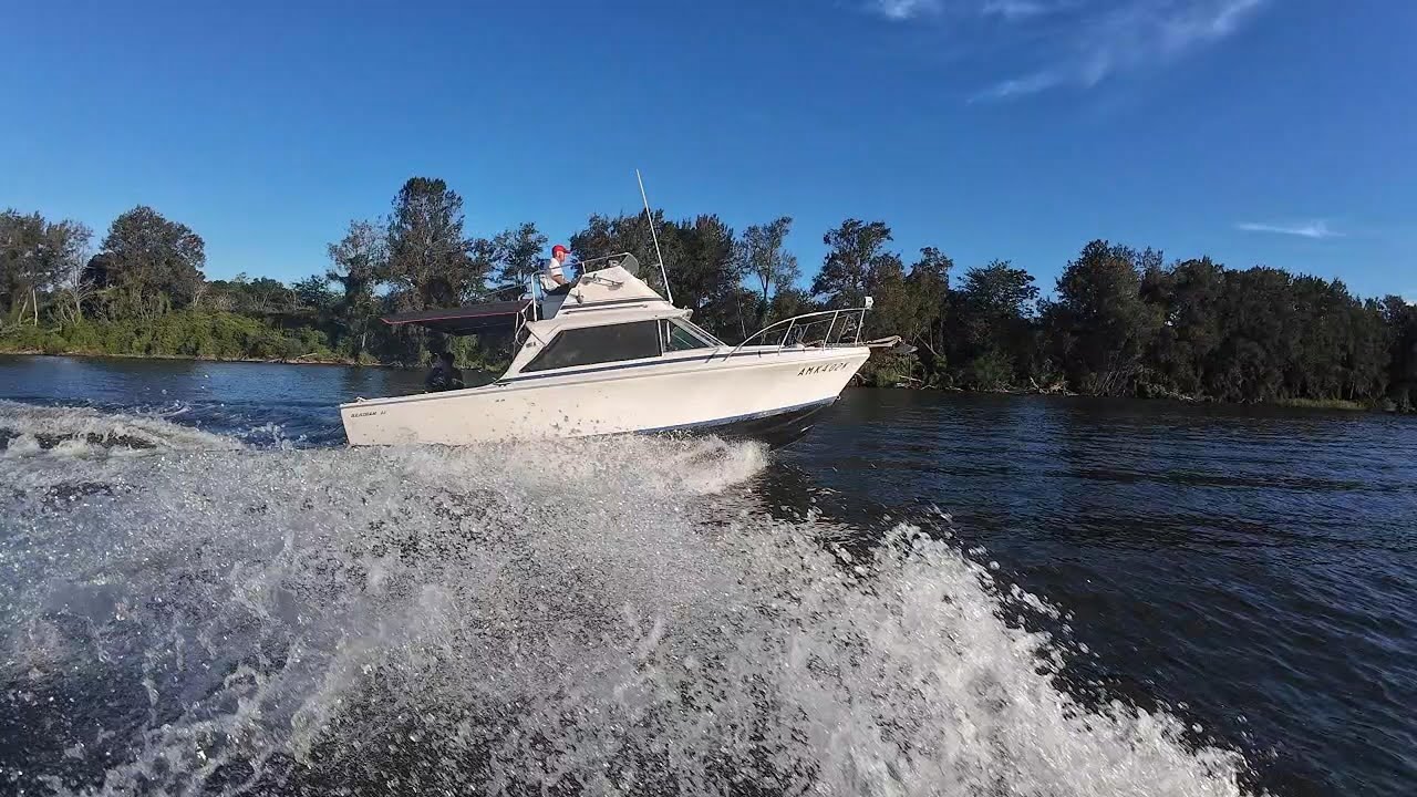 TESTING  25ft BERTRAM 