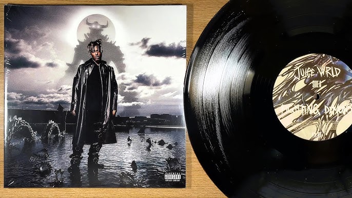 SK⚡️ on X: ❗️VINYL RECORD GIVEAWAY❗️ Rodeo - Travis Scott I wanted to give  something back in honor of me hitting 10k followers ❤️ To enter this  giveaway, all you need to