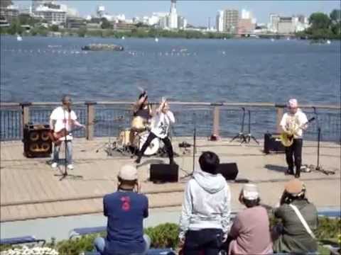千波湖ストリートライブ・人にやさしく