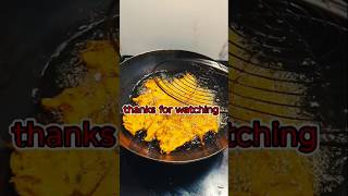 aloo pyaz pakoda fry!! 😋👌#viralshort #food #viralreels #cooking #streetfood #trendingshorts