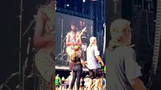 Wet Leg “Chaise Longue” at ACL Fest | TMN #tmnlivemusic