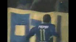 Carlitos Tévez.. El pibe de Oro