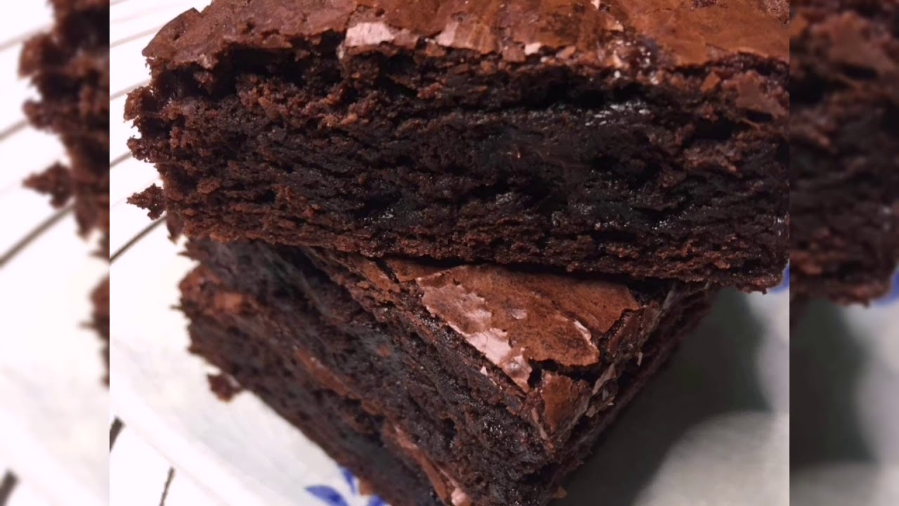 CHOCOLATE FUDGE BROWNIES YouTube