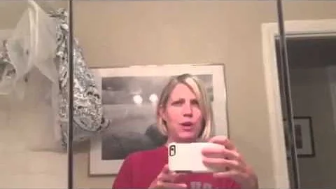 Watch this mum perfectly lip sync her...