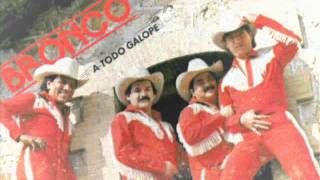 Video thumbnail of "Bronco - Amor Total"