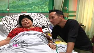 TERHARU.. DENNY CAGUR TEMANI IBUNDANYA YANG BERBARING LESUH DIRUMAH SAKIT - SELEB ON NEWS - STARPRO