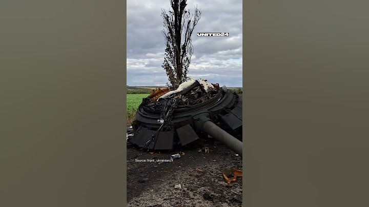 A destroyed Russian T-80 BVM tank somewhere on the front lines #warinukraine #russia #tanks #shorts