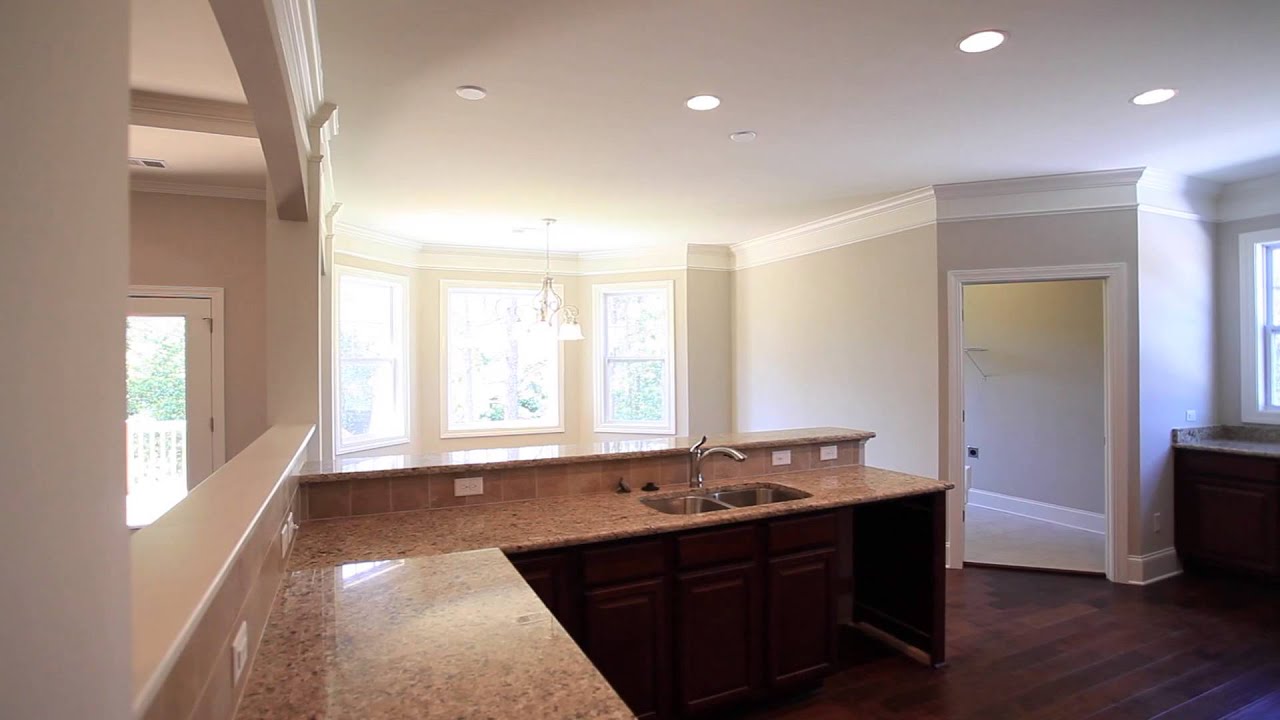 423 Knollside Drive - Blackhound Creative Werks