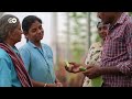 आईटी की नौकरी से पॉलीहाउस खेती तक [The IT professional who became a high-tech greenhouse farmer]