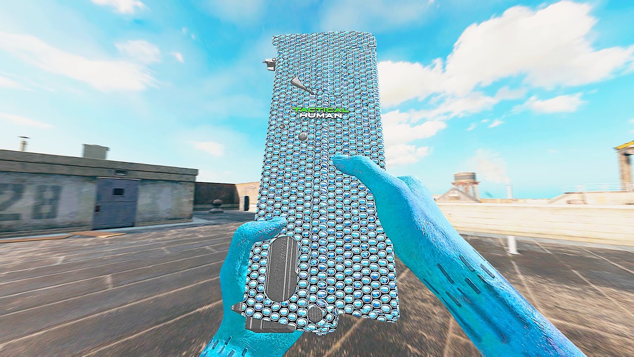 The PERFECT FOLDABLE SMG Meta on Rebirth Island 👑