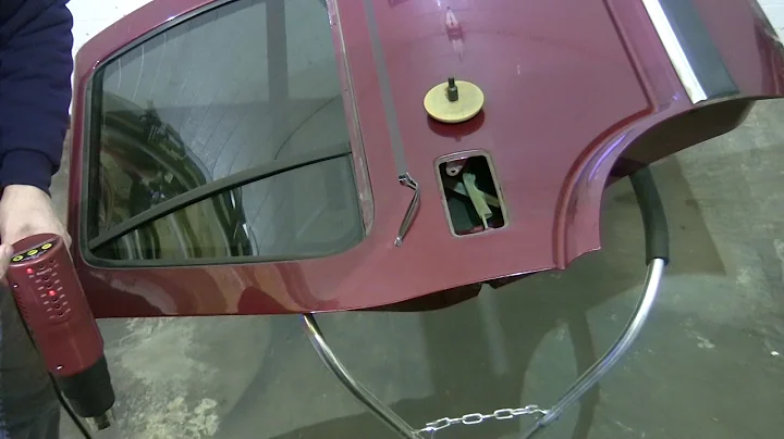 Remove pinstripe the easy way with a heat gun