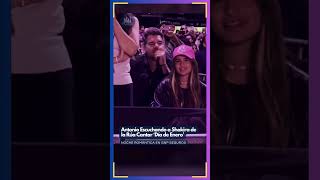 Antonio De La Rúa Escuchando A Shakira Cantar Día De Enero En Gnp Ses