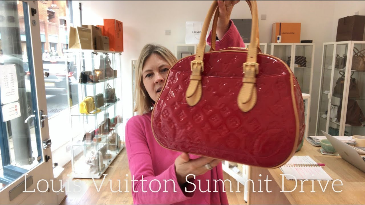 Sold at Auction: Louis Vuitton, Louis Vuitton Amarante Monogram Vernis  Summit Drive Handbag