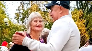 картинка: ОСЕННЯЯ ЖЕНЩИНА... ТАНЦЫ 💃🕺💃🕺💃 ГОМЕЛЬ ♥️