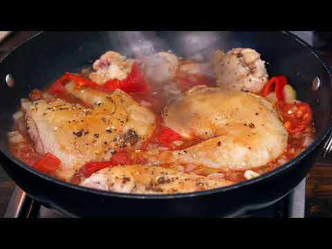 Wideo: Kurczak W Sosie Pomidorowym Po Hiszpańsku
