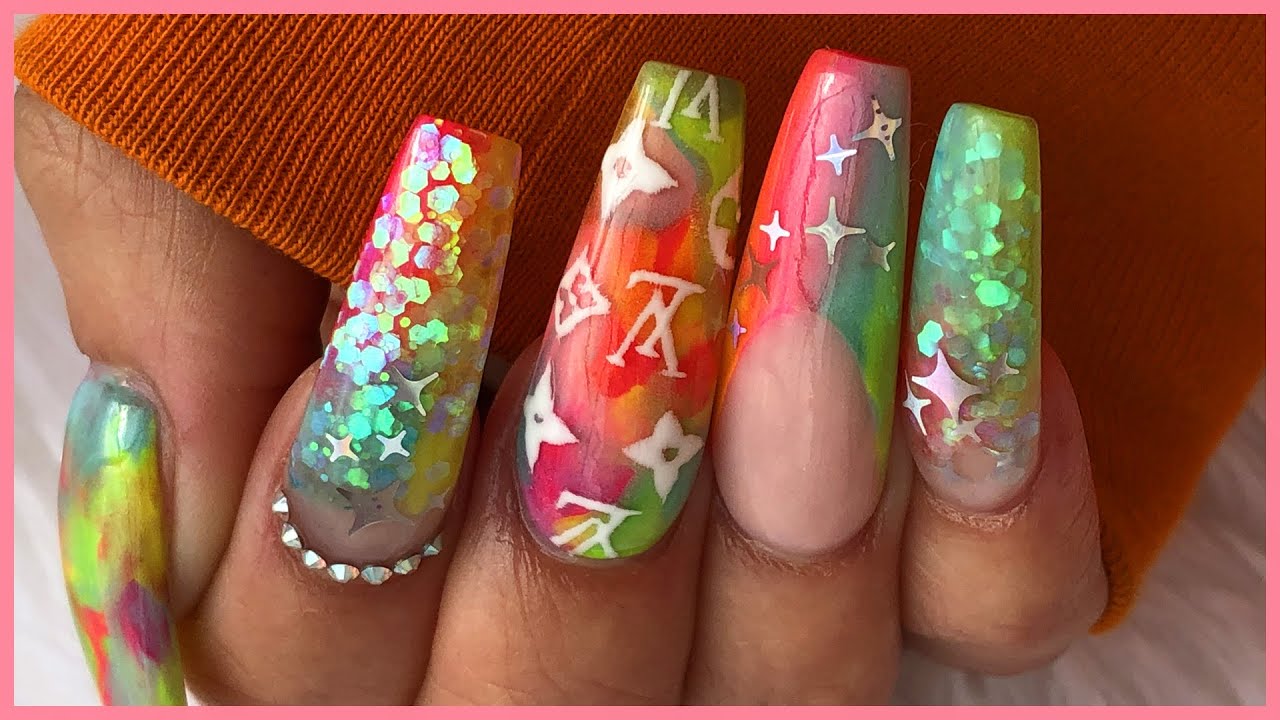 Louis Vuitton Nails by colormesoftly
