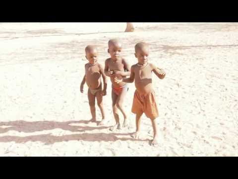 Improvisation sur le pouce (Himba kids)