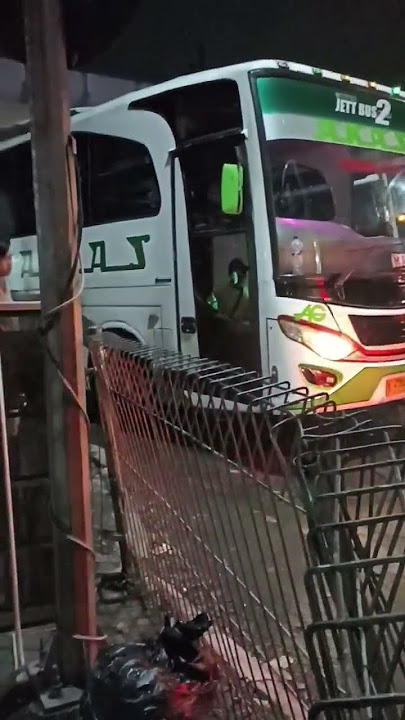 Terminal Bungurasih Surabaya saat Malam hari #ahorts