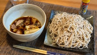【インスタントの蕎麦を120%楽しむ】自分を大蛇丸と信じて止まない一般男性が優勝する動画です。