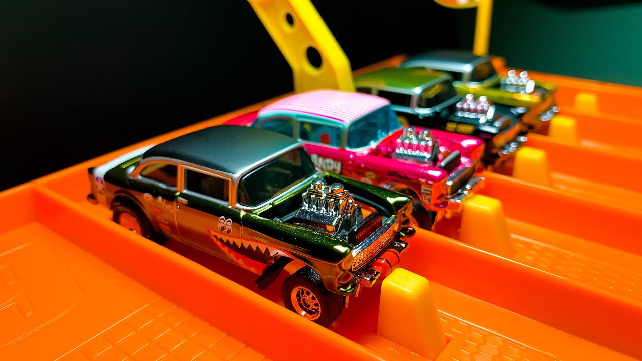 Lamley Showcase: The Hot Wheels RLC WWII Flying Aces '55 Bel