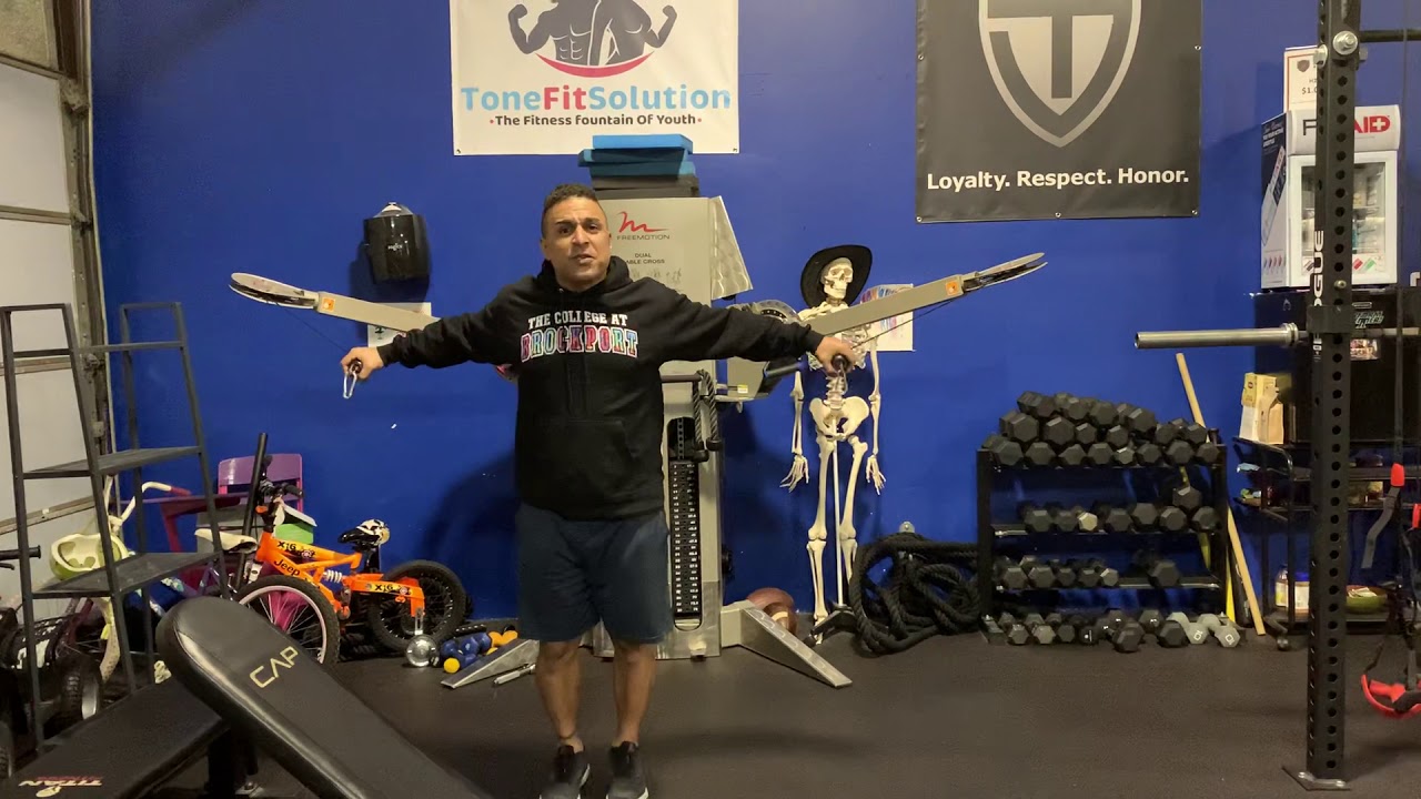 FreeMotion Cable Fly