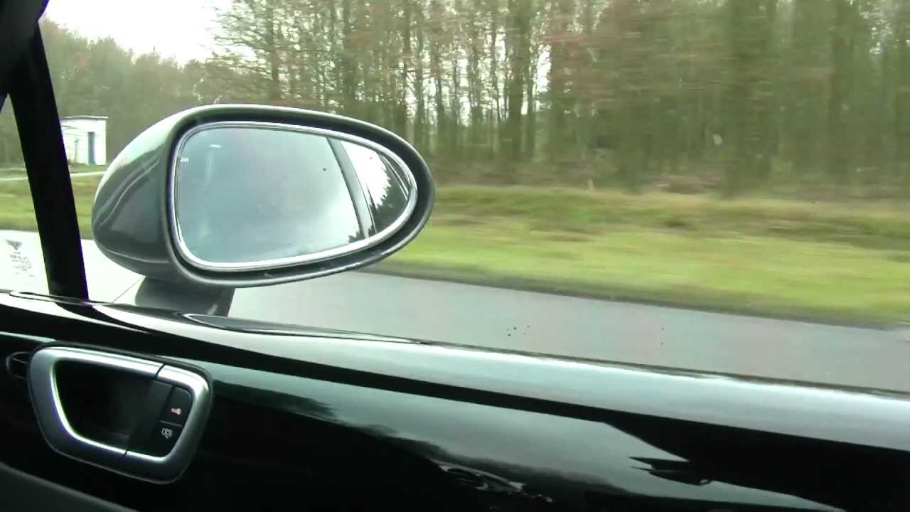 neuero ship unloader Bentley Flying Spur Speed off and onride racetrack - Autogefühl Autoblog