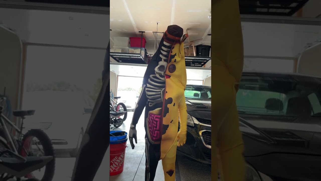 I met peely bones from Fortnite ￼