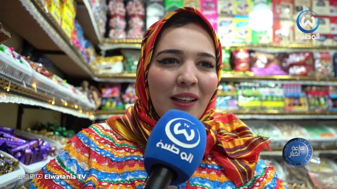 البليدة .. أجواء يناير تسبق موعدها و اقبال كبير على الحلويات و التحف الفنية