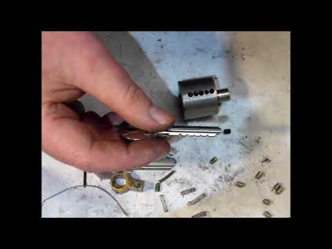 CES Rundzylinder ohne Schlüssel öffnen neue Schlüssel anfertigen ...