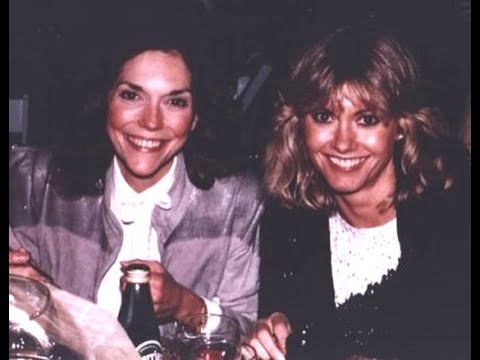 Olivia Newton John and Karen Carpenter sing Close To You