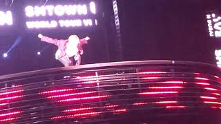 SMTOWN LIVE IN DUBAI - SHINEE Taemin SOLO Dance Performance