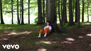 Video thumbnail of "Lewis McLaughlin - Summer (Official Video)"