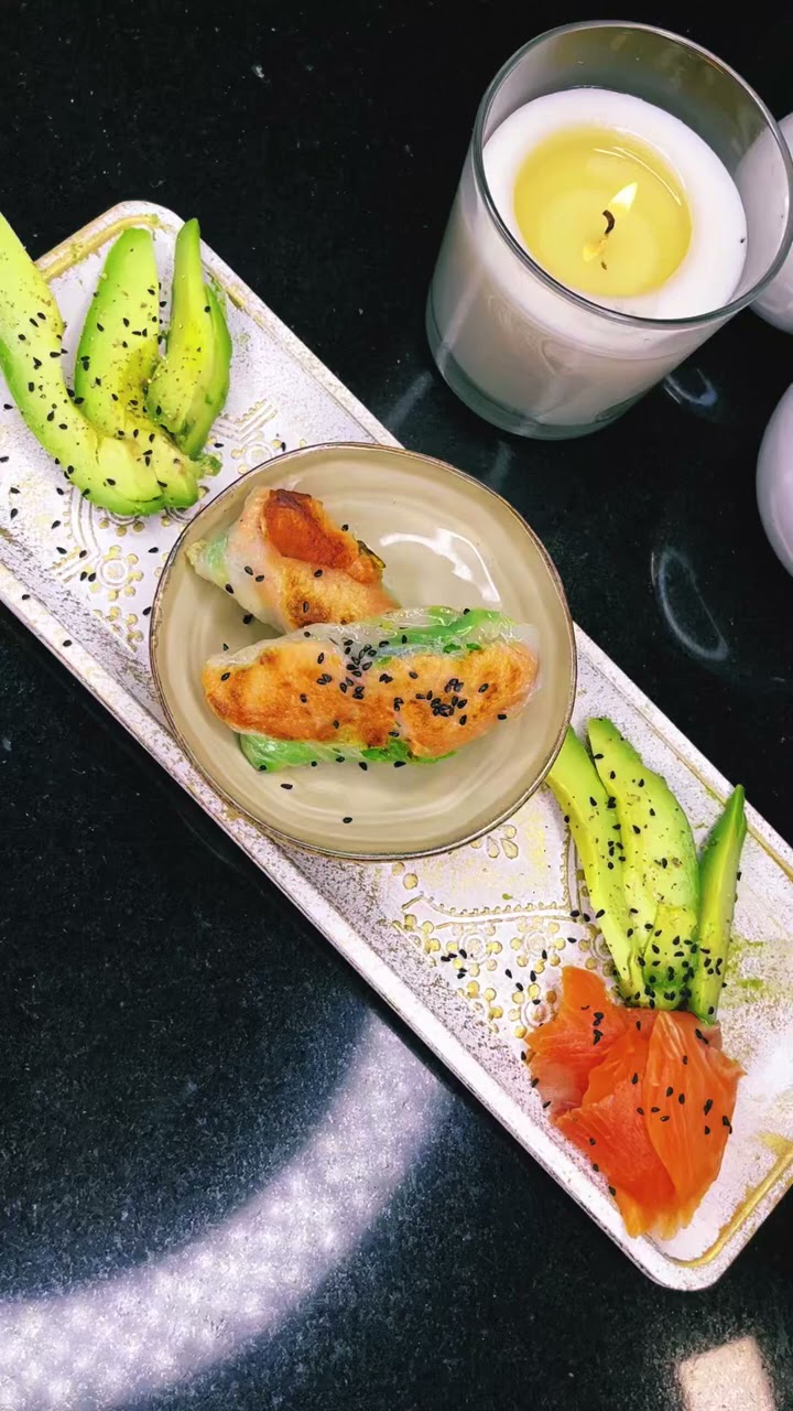 Avocado Lachs Knusperrolle🥑🐟🤤schnell einfach und extrem lecker #avocado ...