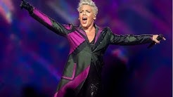 Пинк выступление. Пинк концерт 2012. Пинк 2019. Пинк концерт лучше. Пинк певица 2022.