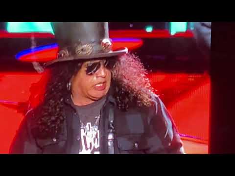 Guns N’ Roses 18th November 2022 Optus Stadium Perth Australia (Intro / It’s So Easy)