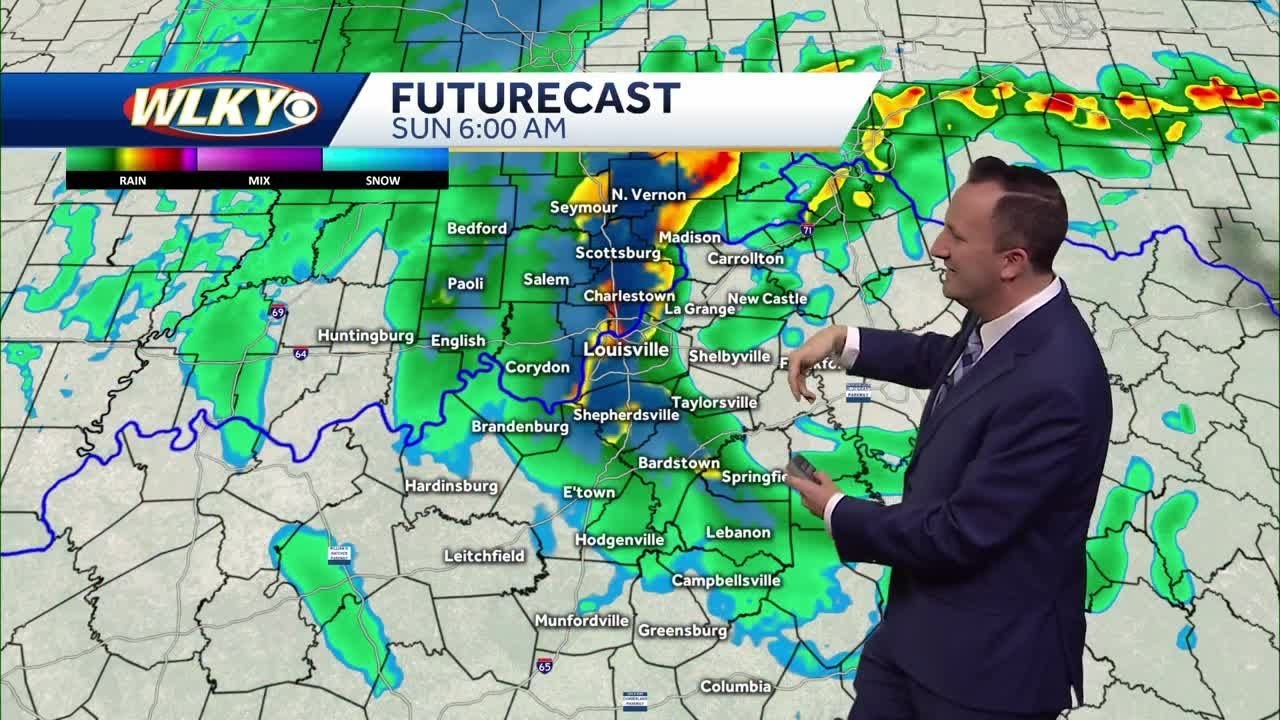 Rain and snow showers early Sunday - YouTube