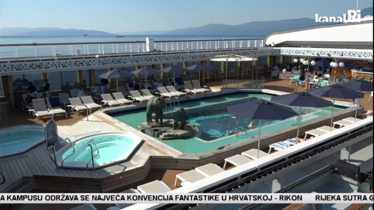 Pogledajte unutrašnjost kruzera Bolette koji je jutros pristao u riječku luku