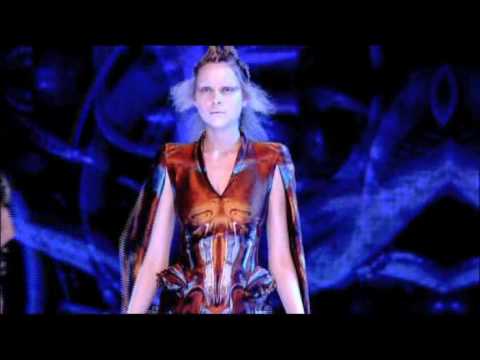 Alexander McQueen Official Tribute 2010